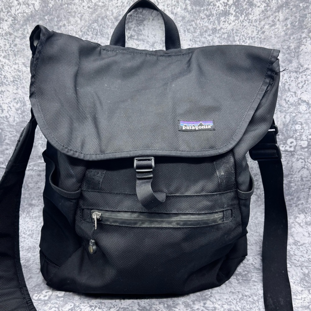 Patagonia® 
Vertical Mass bag - Picture 2 of 10
